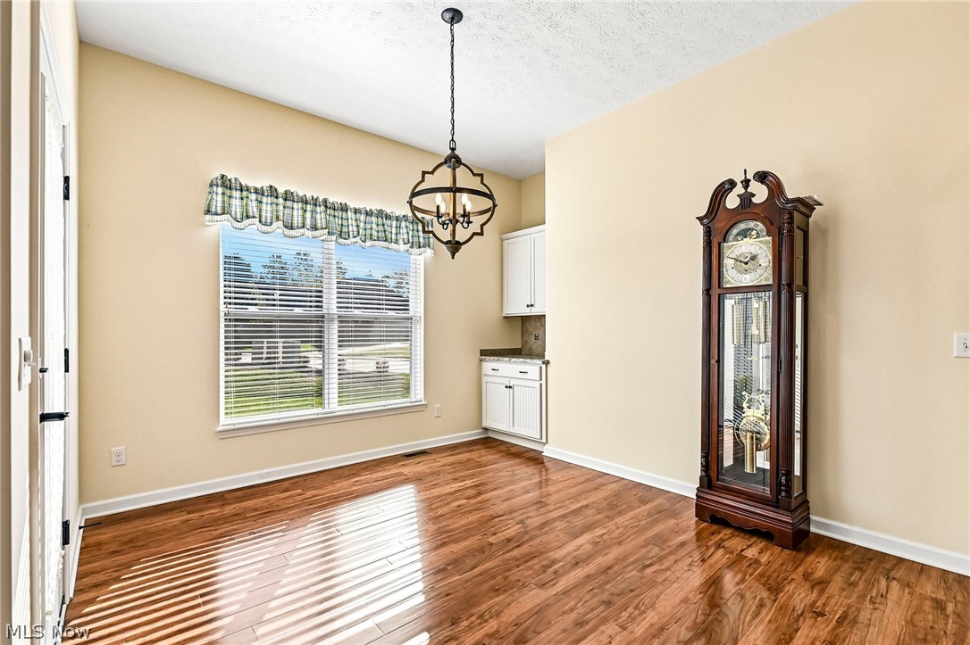 410 Kestrel Way Amherst OH 44001