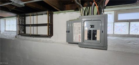 17418 Biltmore Avenue Cleveland OH 44128