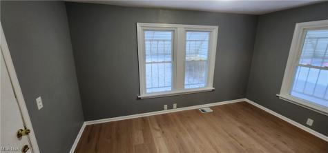 17418 Biltmore Avenue Cleveland OH 44128