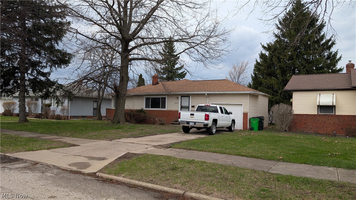18909 Preston Road Warrensville Heights OH 44128