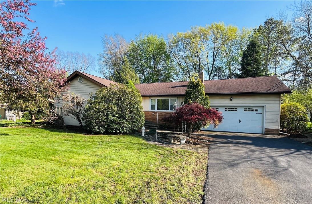 211 Square Drive Madison OH 44057