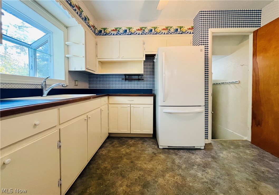 211 Square Drive Madison OH 44057
