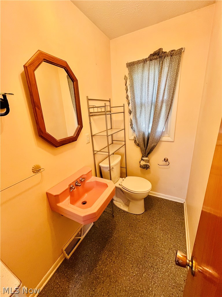 211 Square Drive Madison OH 44057