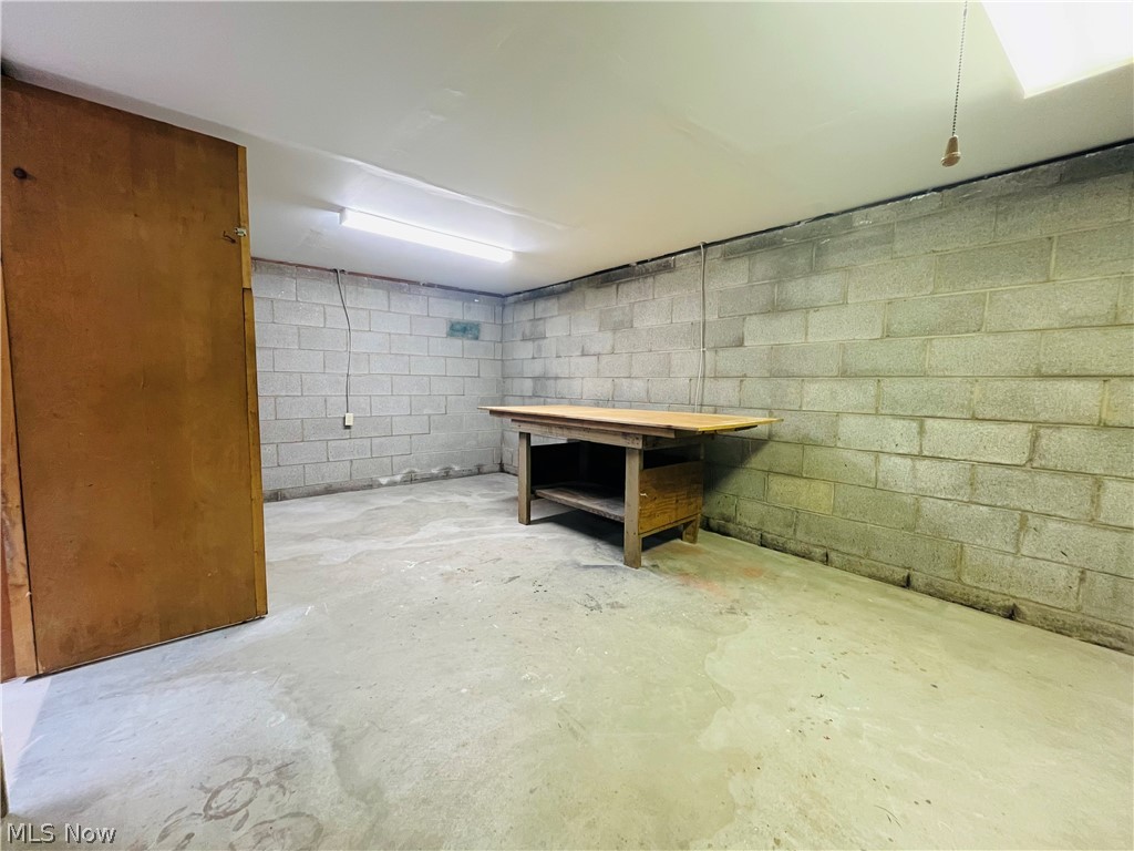 211 Square Drive Madison OH 44057
