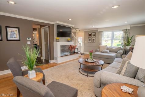 652 West Street Wadsworth OH 44281