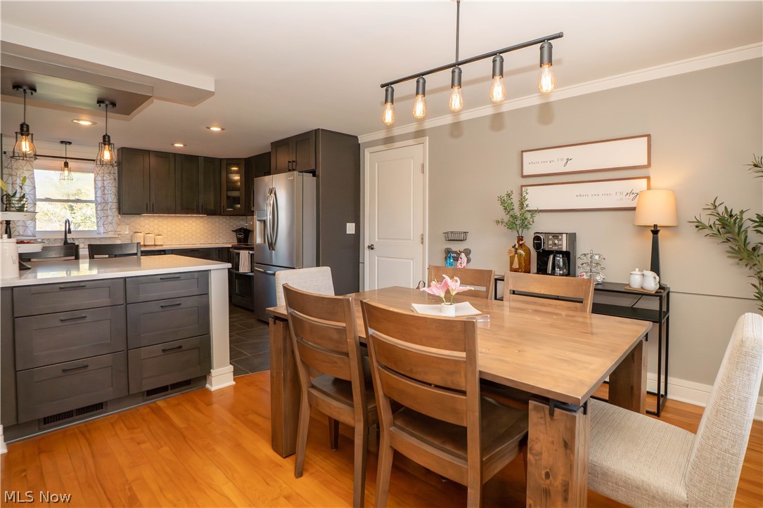 652 West Street Wadsworth OH 44281