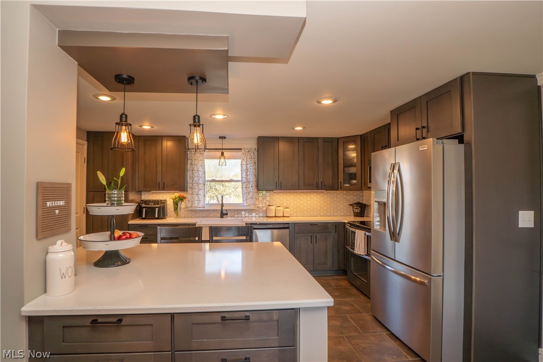 652 West Street Wadsworth OH 44281