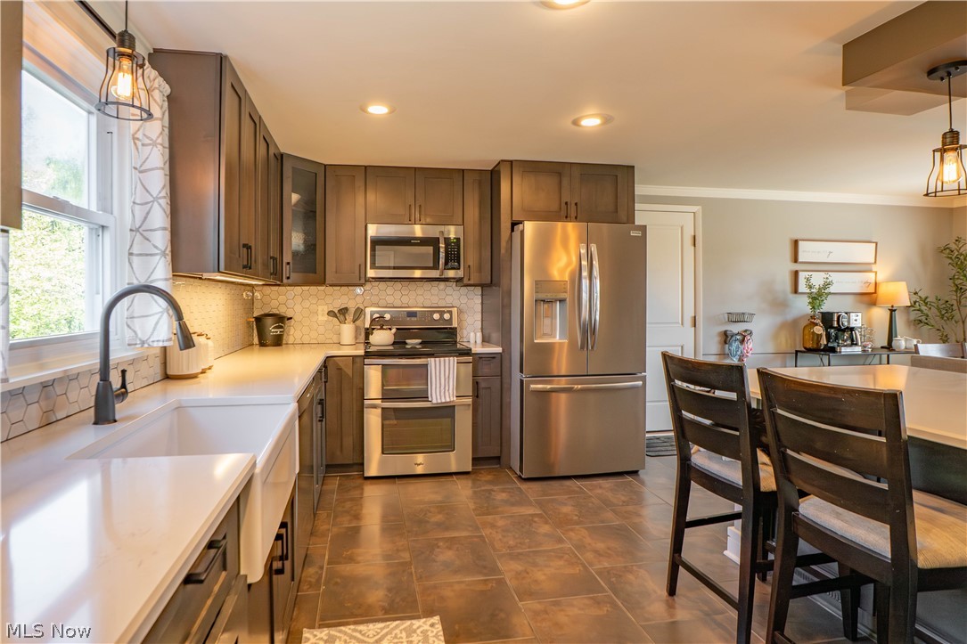 652 West Street Wadsworth OH 44281