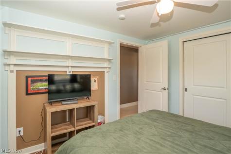 652 West Street Wadsworth OH 44281