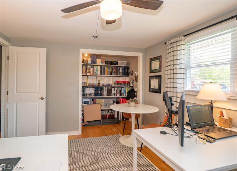 652 West Street Wadsworth OH 44281
