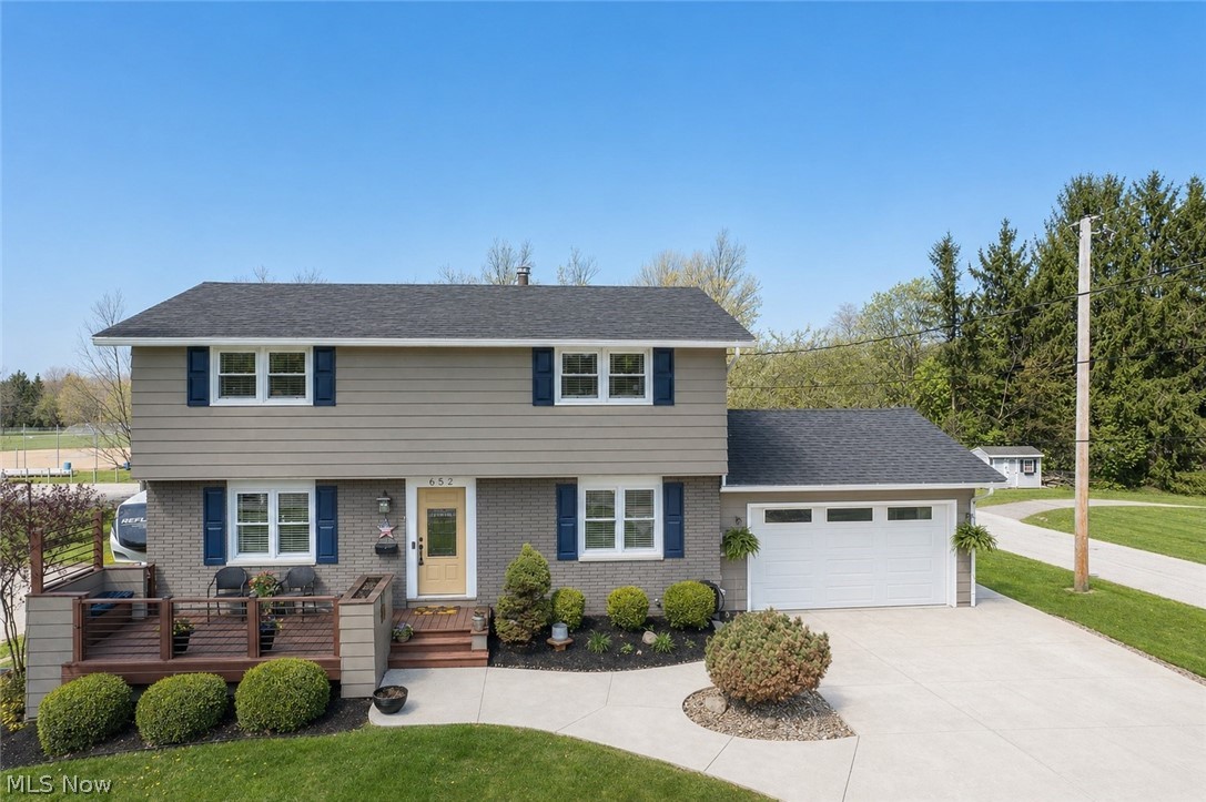 652 West Street Wadsworth OH 44281
