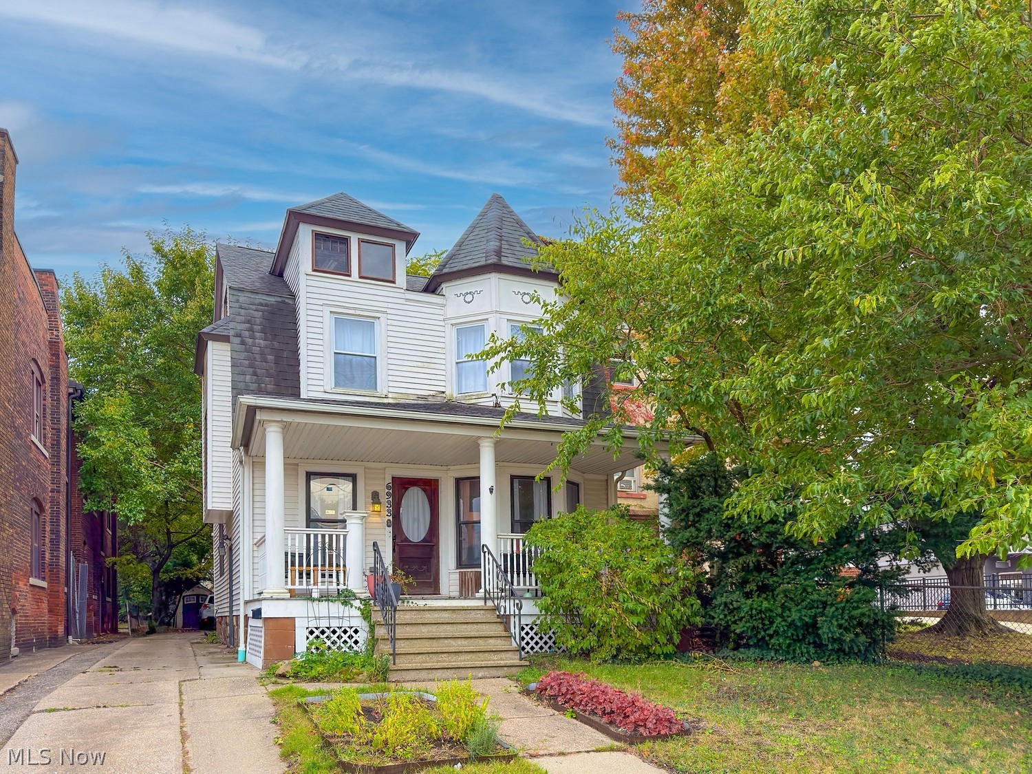 6933 Detroit Avenue Cleveland OH 44102
