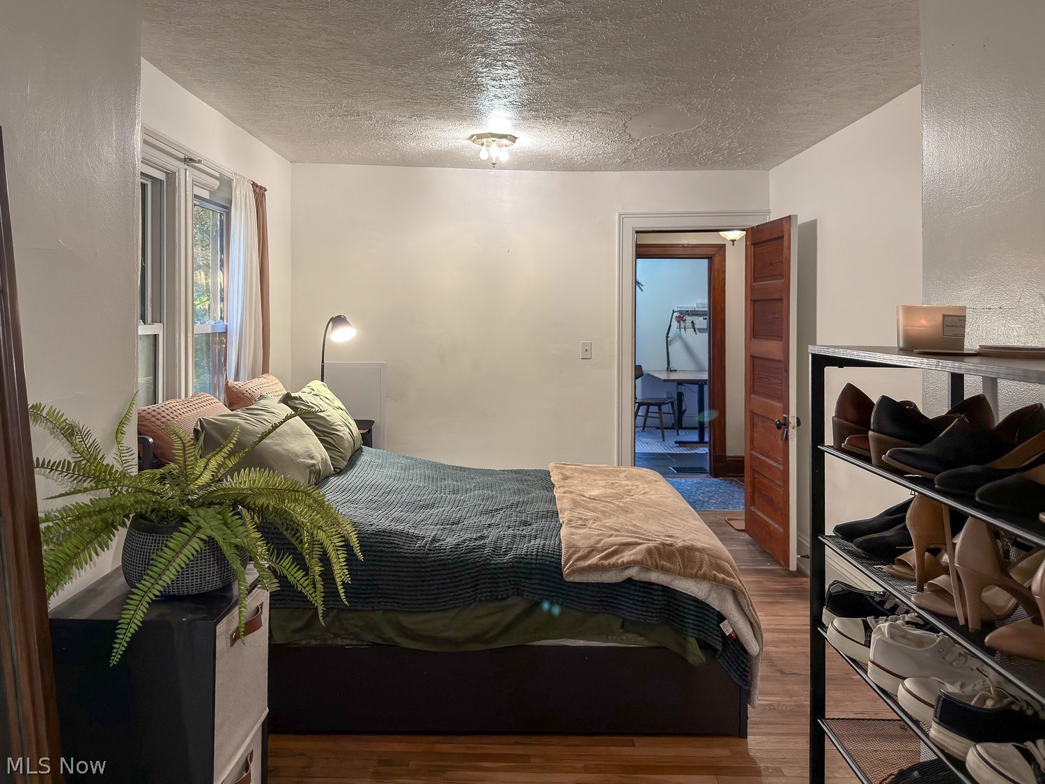 6933 Detroit Avenue Cleveland OH 44102