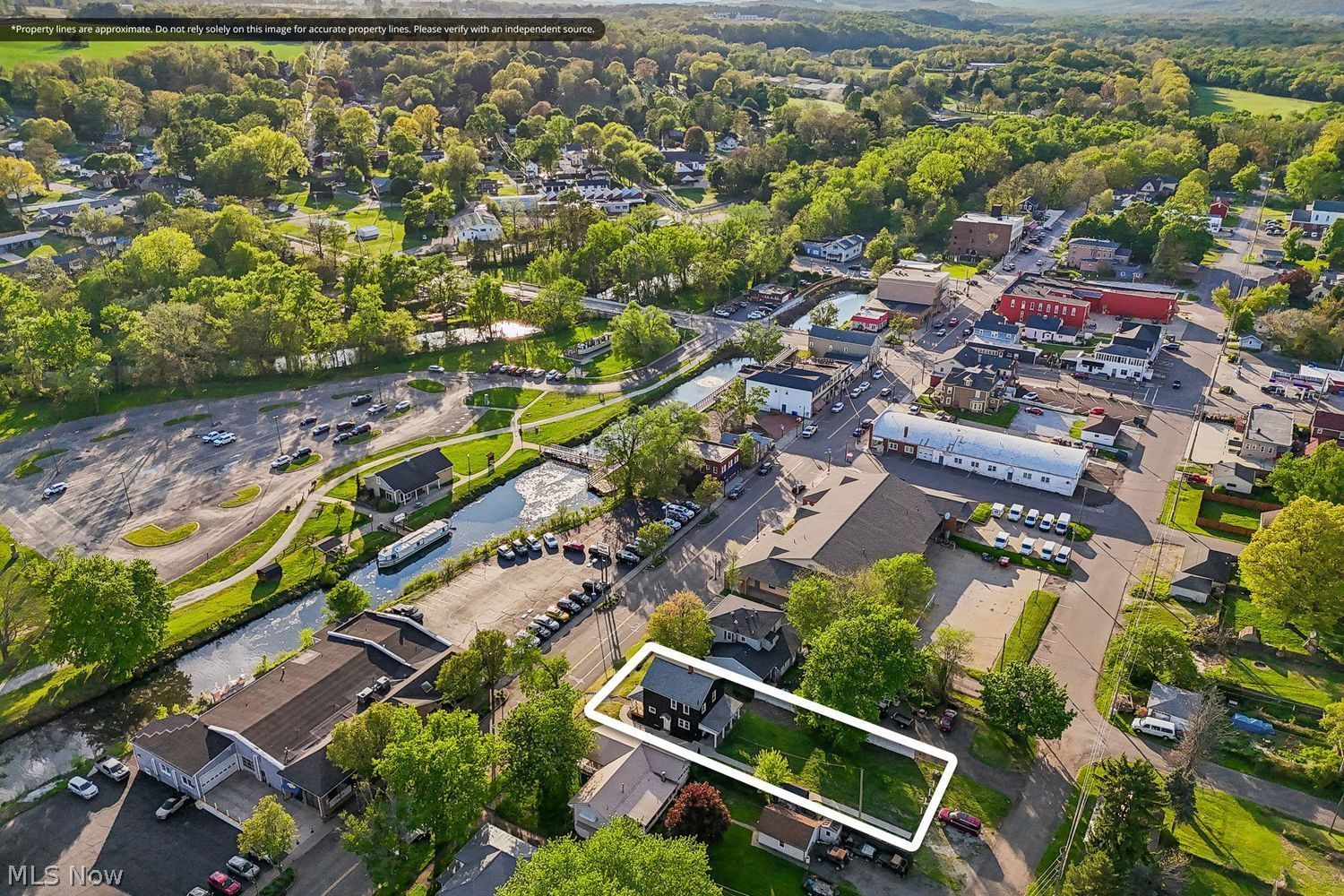 318 S Canal Street Canal Fulton OH 44614