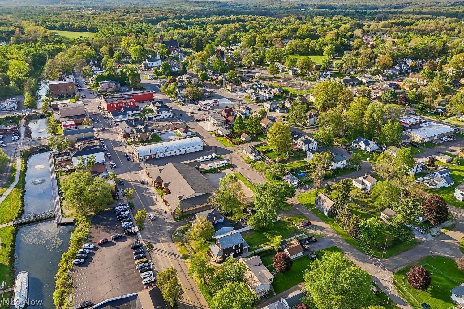 318 S Canal Street Canal Fulton OH 44614