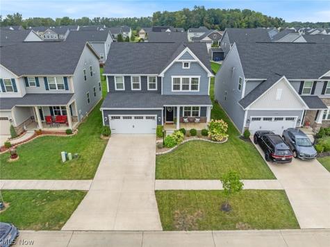 36246 Lands End Drive North Ridgeville OH 44039