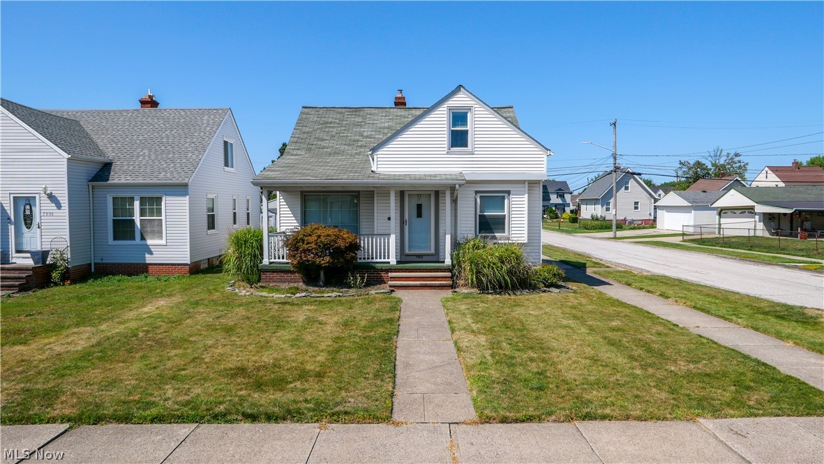 7902 Dorothy Avenue Parma OH 44129