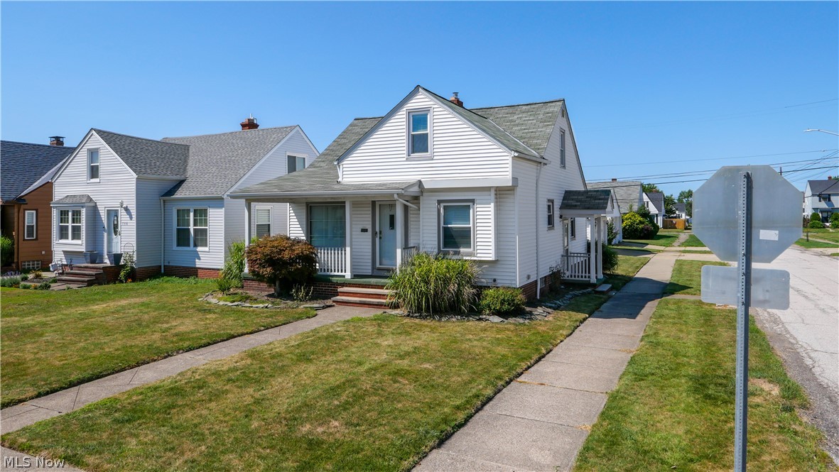 7902 Dorothy Avenue Parma OH 44129