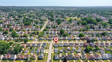 7902 Dorothy Avenue Parma OH 44129