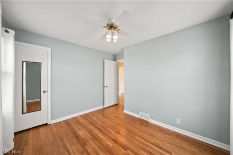 7902 Dorothy Avenue Parma OH 44129
