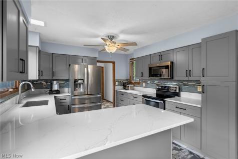 24707 Westwood Westlake OH 44145