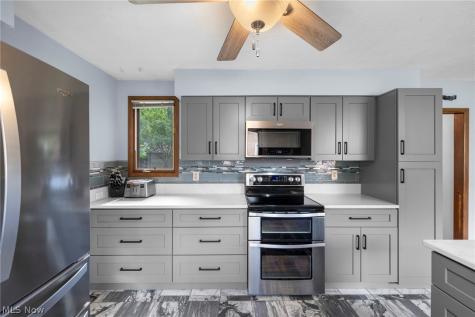 24707 Westwood Westlake OH 44145