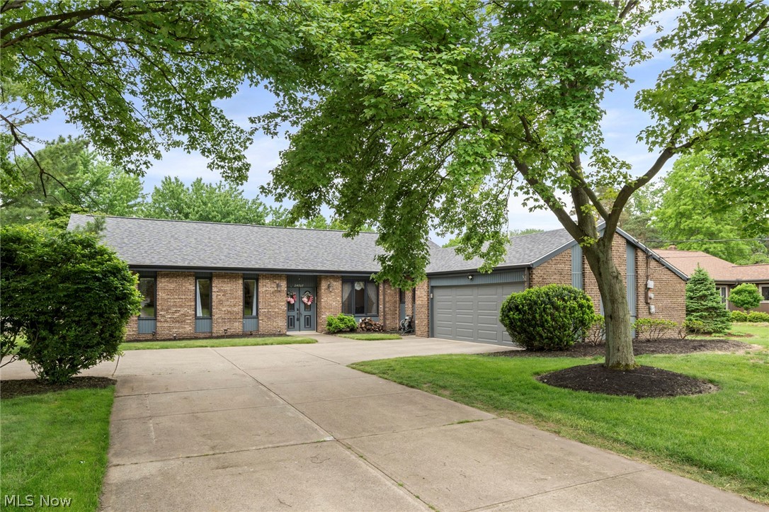 24707 Westwood Westlake OH 44145