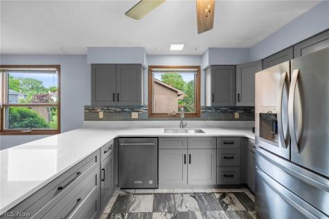 24707 Westwood Westlake OH 44145
