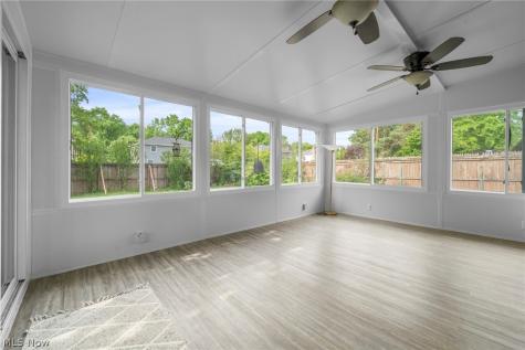24707 Westwood Westlake OH 44145