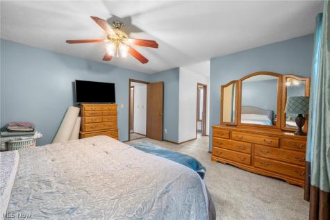 24707 Westwood Westlake OH 44145