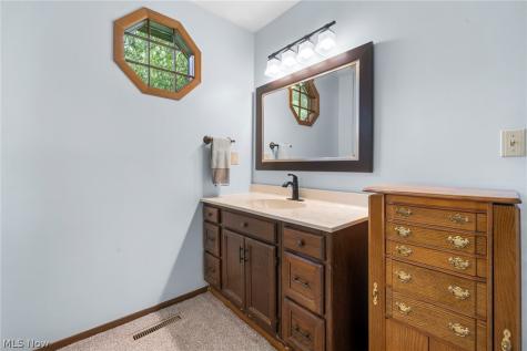 24707 Westwood Westlake OH 44145