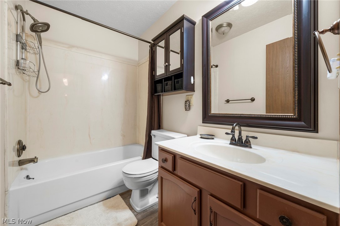 24707 Westwood Westlake OH 44145