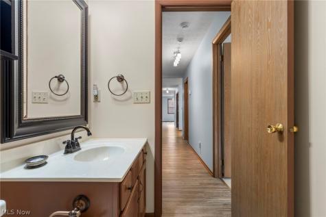 24707 Westwood Westlake OH 44145