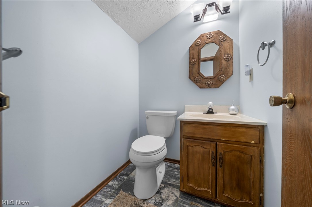 24707 Westwood Westlake OH 44145