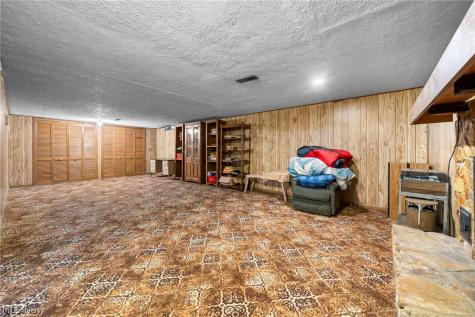 24707 Westwood Westlake OH 44145