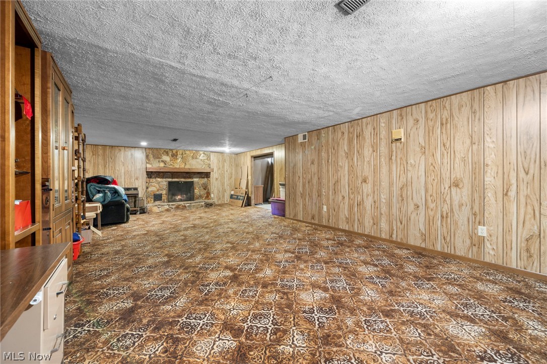 24707 Westwood Westlake OH 44145