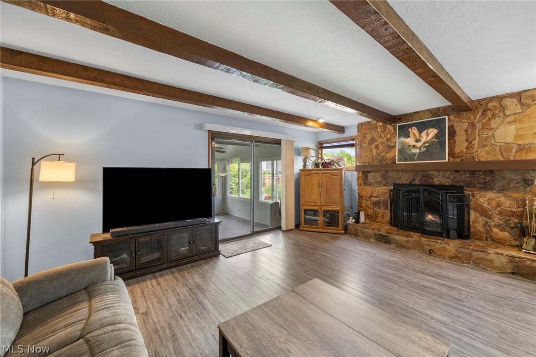 24707 Westwood Westlake OH 44145