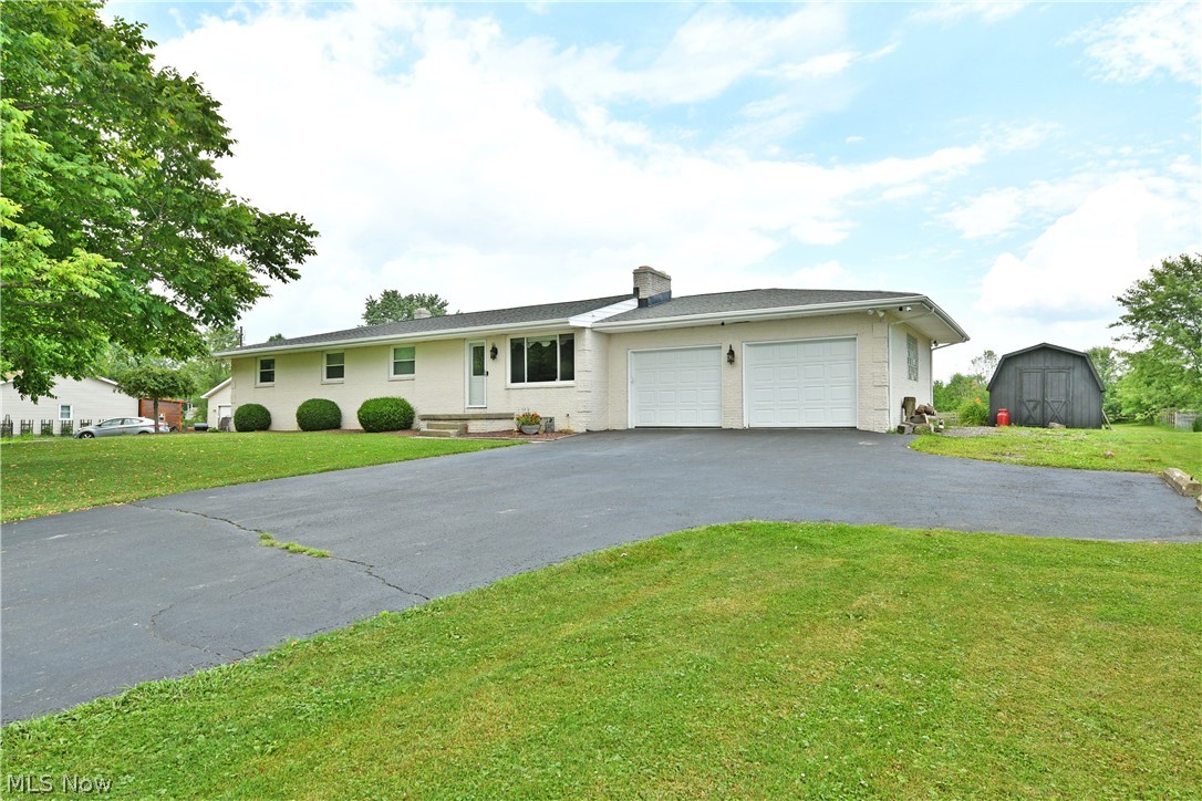 6556 Ridge Road Cortland OH 44410