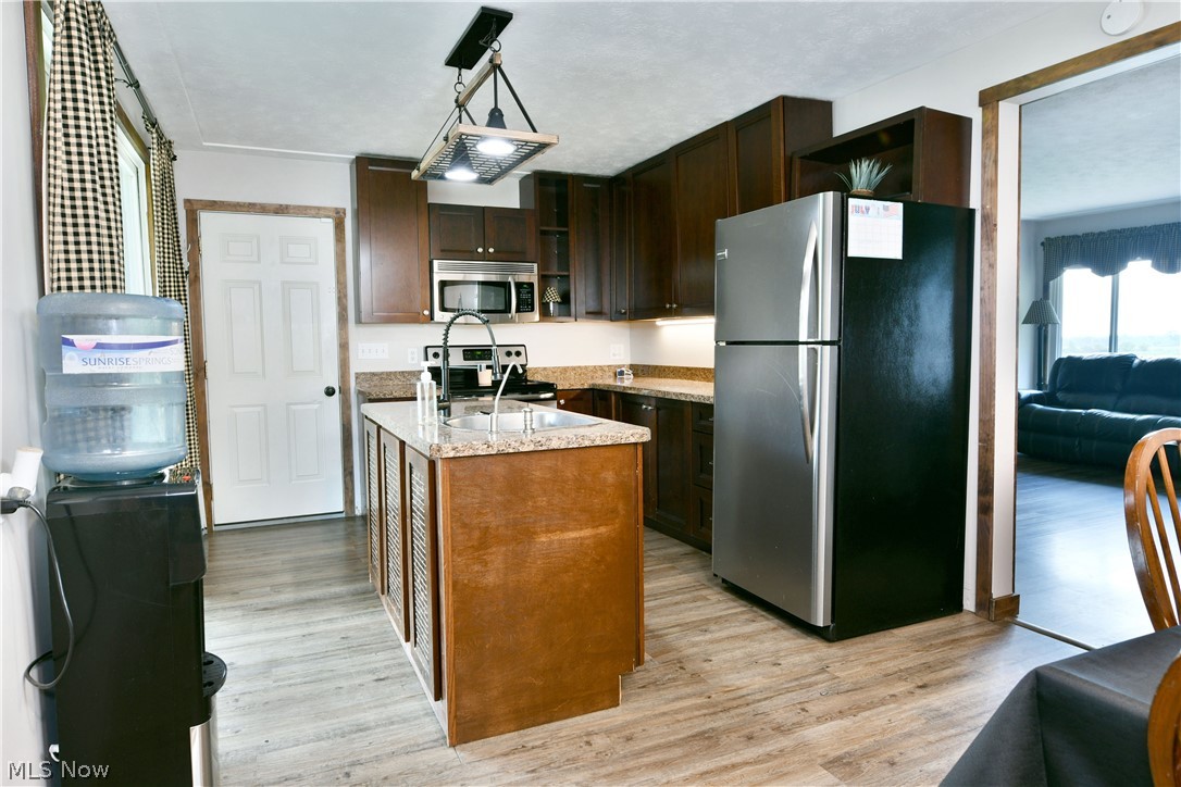 6556 Ridge Road Cortland OH 44410
