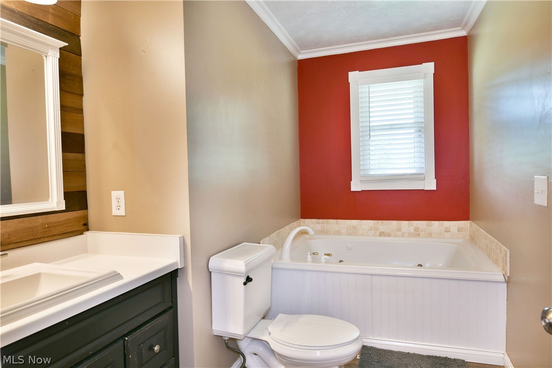 6556 Ridge Road Cortland OH 44410