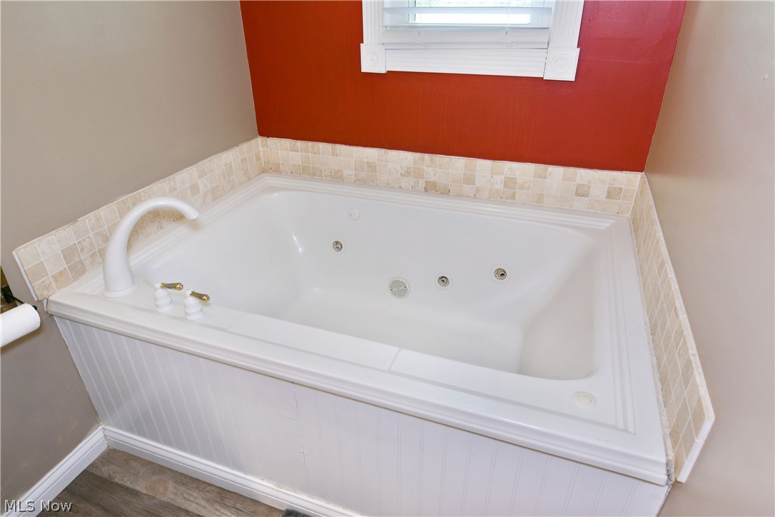 6556 Ridge Road Cortland OH 44410