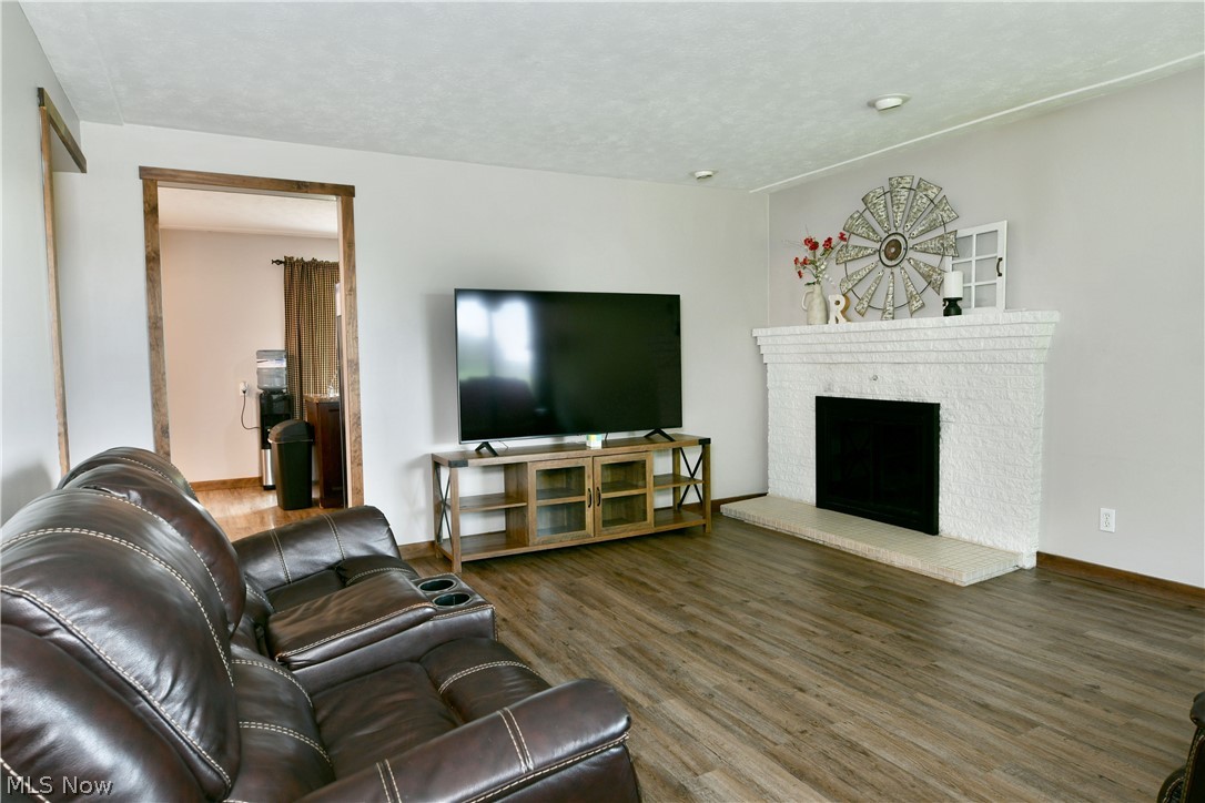 6556 Ridge Road Cortland OH 44410