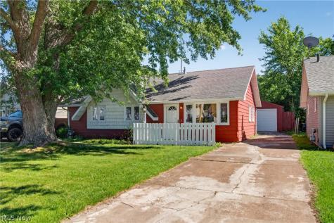 4272 Brockley Avenue Sheffield Lake OH 44054