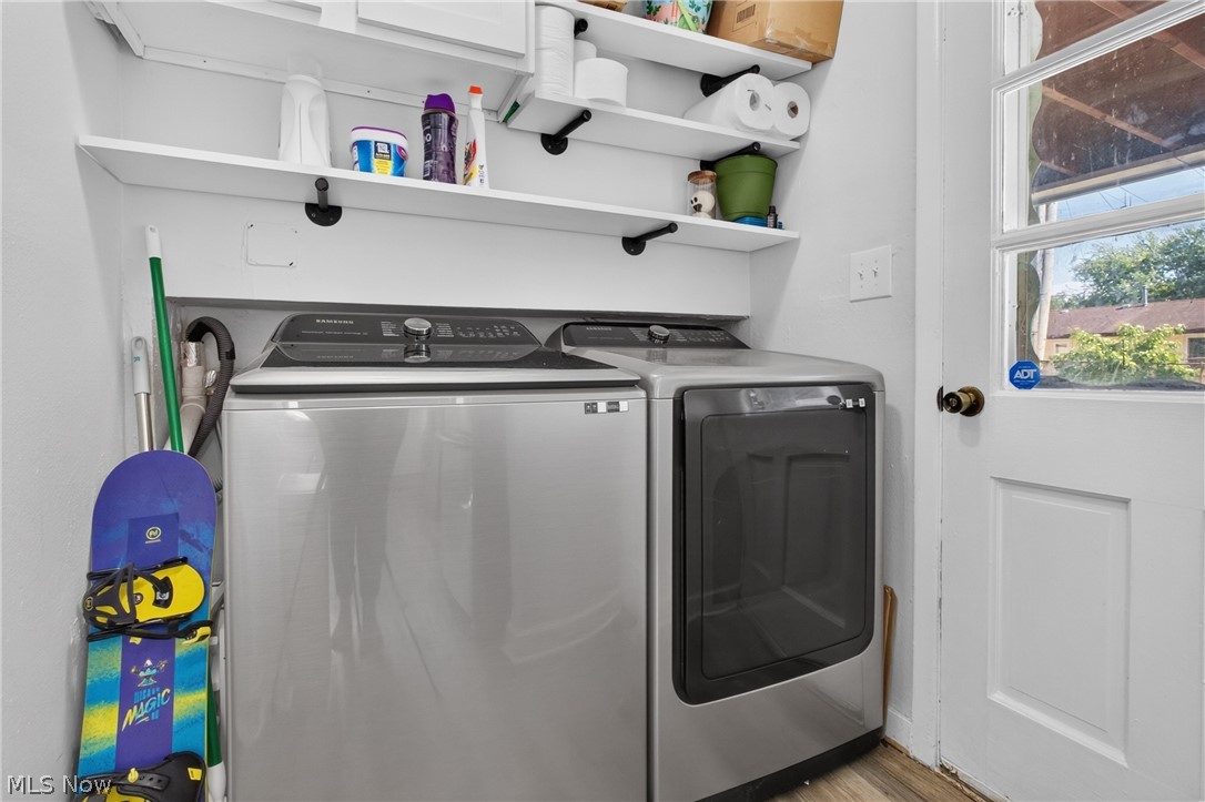 4272 Brockley Avenue Sheffield Lake OH 44054