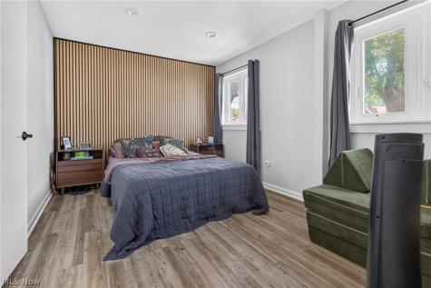 4272 Brockley Avenue Sheffield Lake OH 44054