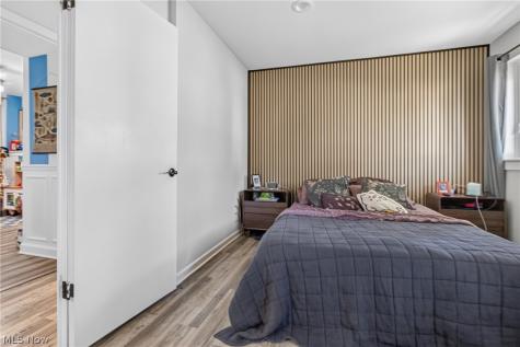 4272 Brockley Avenue Sheffield Lake OH 44054