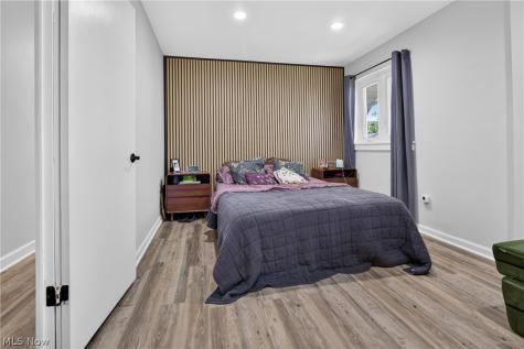 4272 Brockley Avenue Sheffield Lake OH 44054