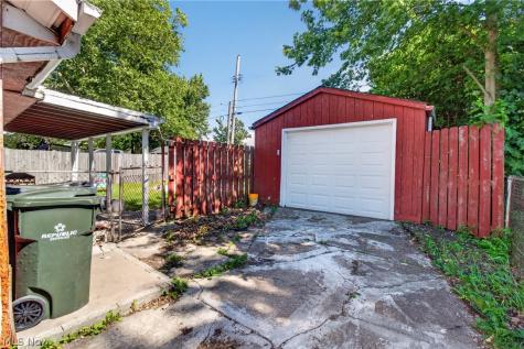 4272 Brockley Avenue Sheffield Lake OH 44054