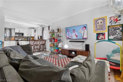 4272 Brockley Avenue Sheffield Lake OH 44054