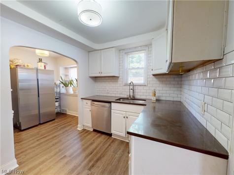 2168 Fenwick Road University Heights OH 44118